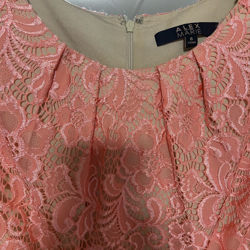 Dress - Picture 3 of 3